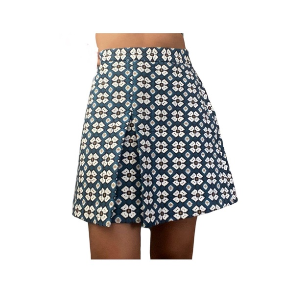 Zara Daisy Jacquard Woven Mini Skirt A-Line M blue Quilted Look Embroidered M - Picture 1 of 8
